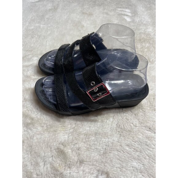 Vionic Black Womens Sandals Size 7 With Buckle Strap & Textured Design - Picture 8 of 8